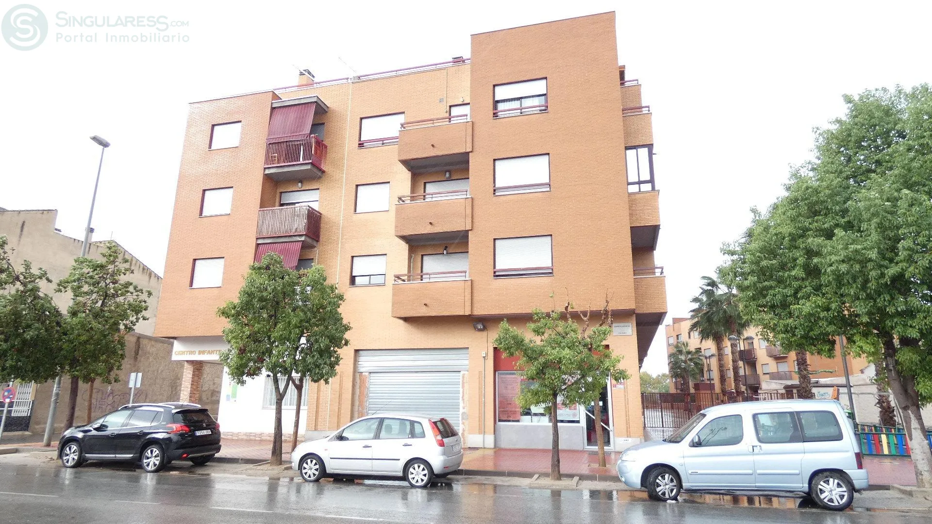 Comprar instalaciones, naves industriales... de 769m² en Murcia