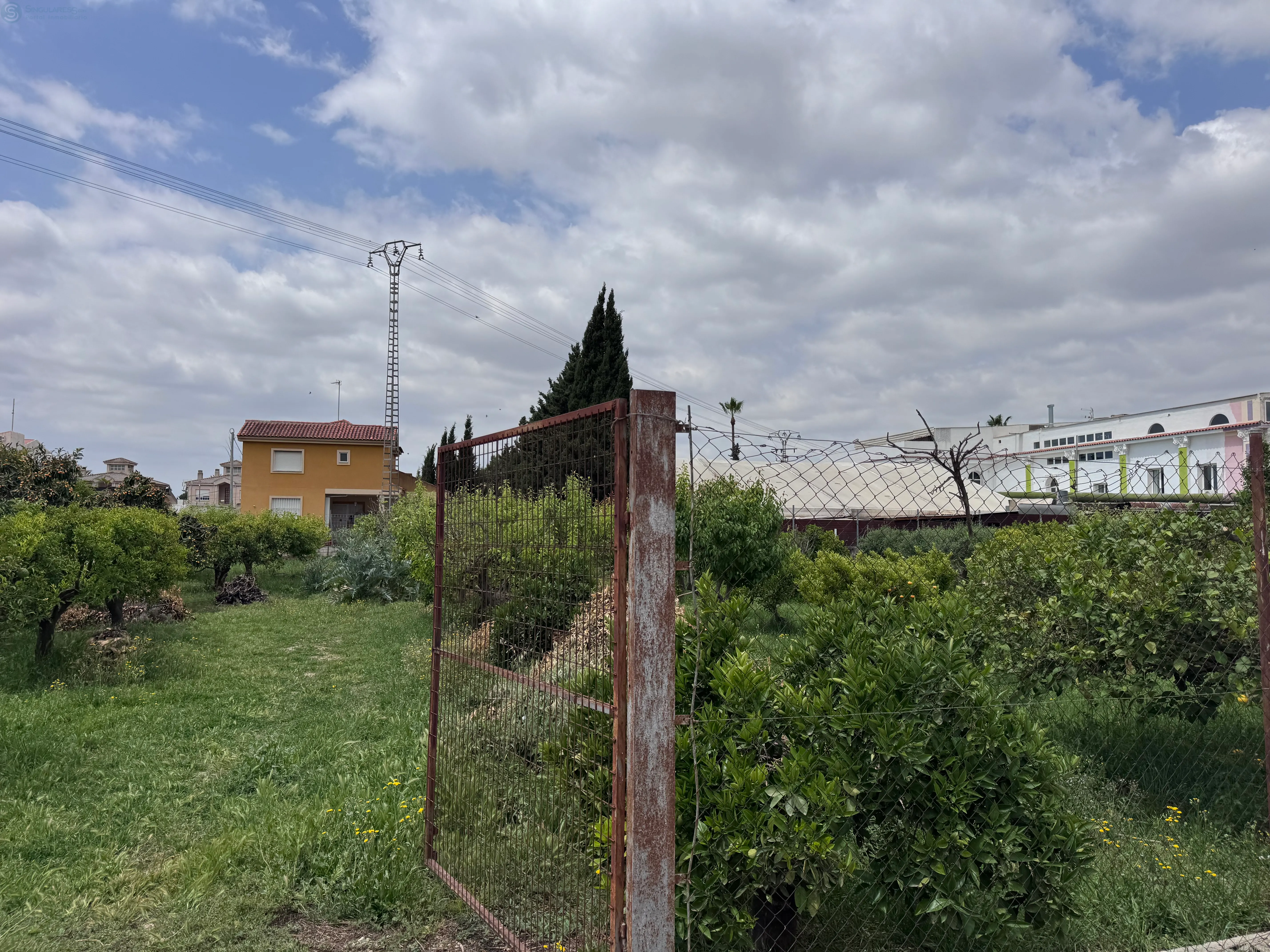 Comprar terreno en Avenida SANTA CATALINA nº 30 en Murcia