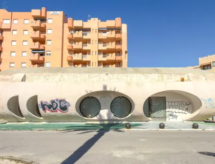 Comprar instalaciones, naves industriales... de 345m² en Cartagena