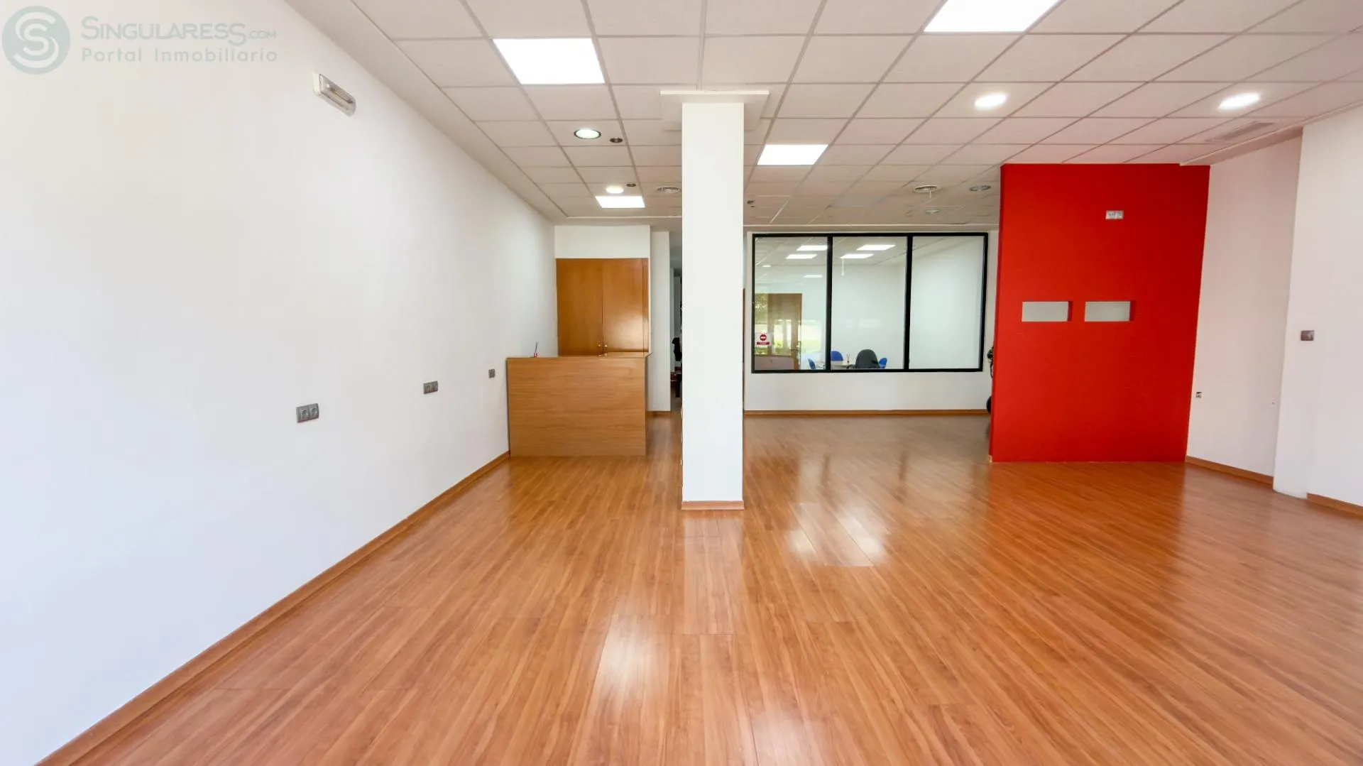 Alquilar instalaciones, naves industriales... de 112m² en Cieza