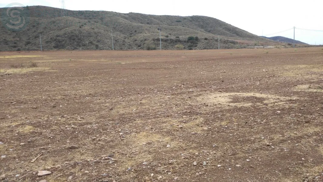 Comprar terreno de 5100m² en Lorca