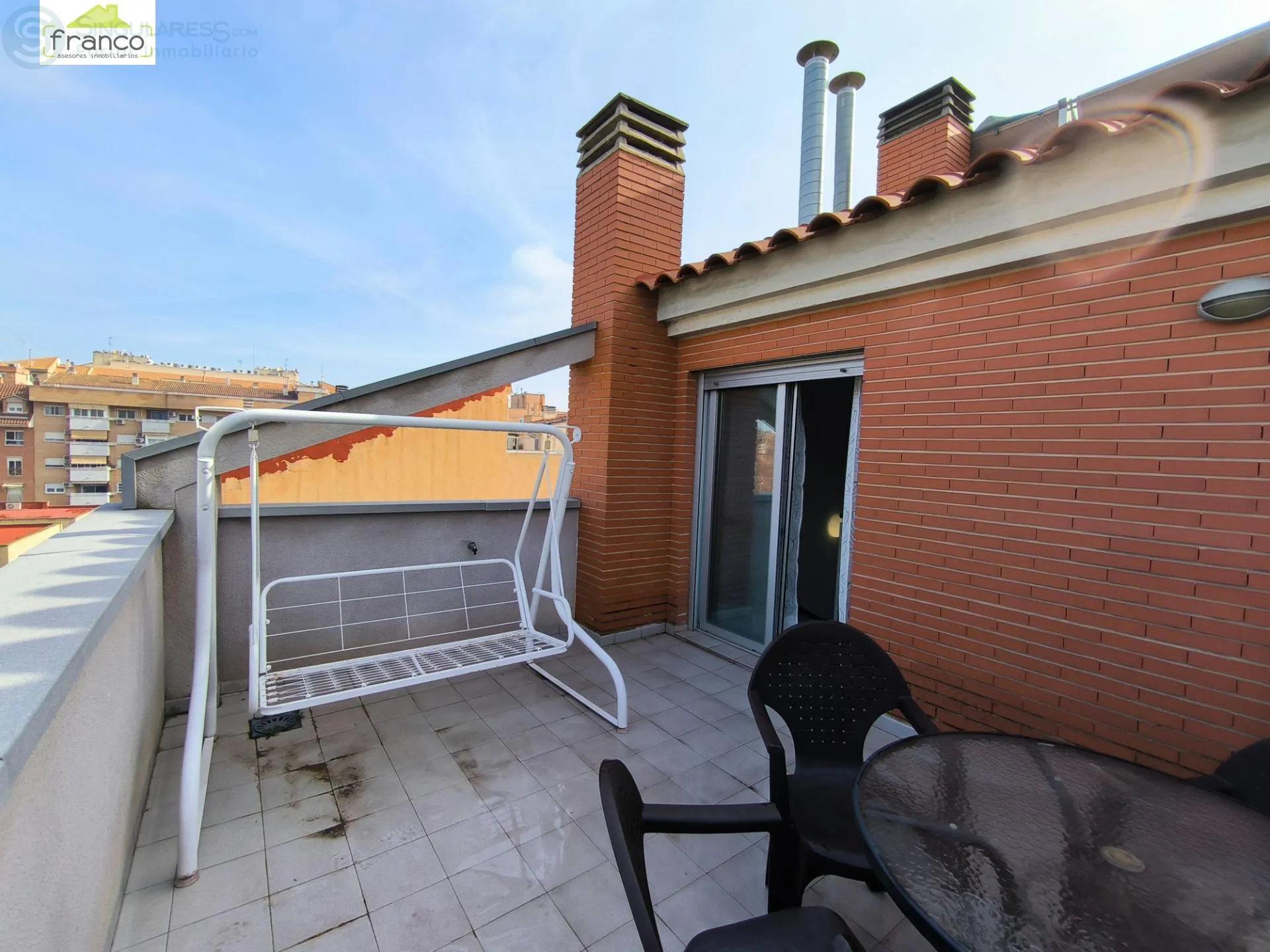 Alquilar ático de 70m² en Murcia