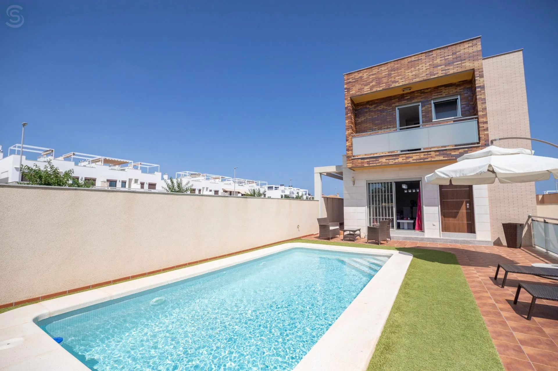 Comprar casa de 314m² en Pilar de la Horadada