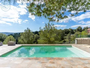 Estupenda casa Rústica con hermosa piscina en pleno Paraje Natural