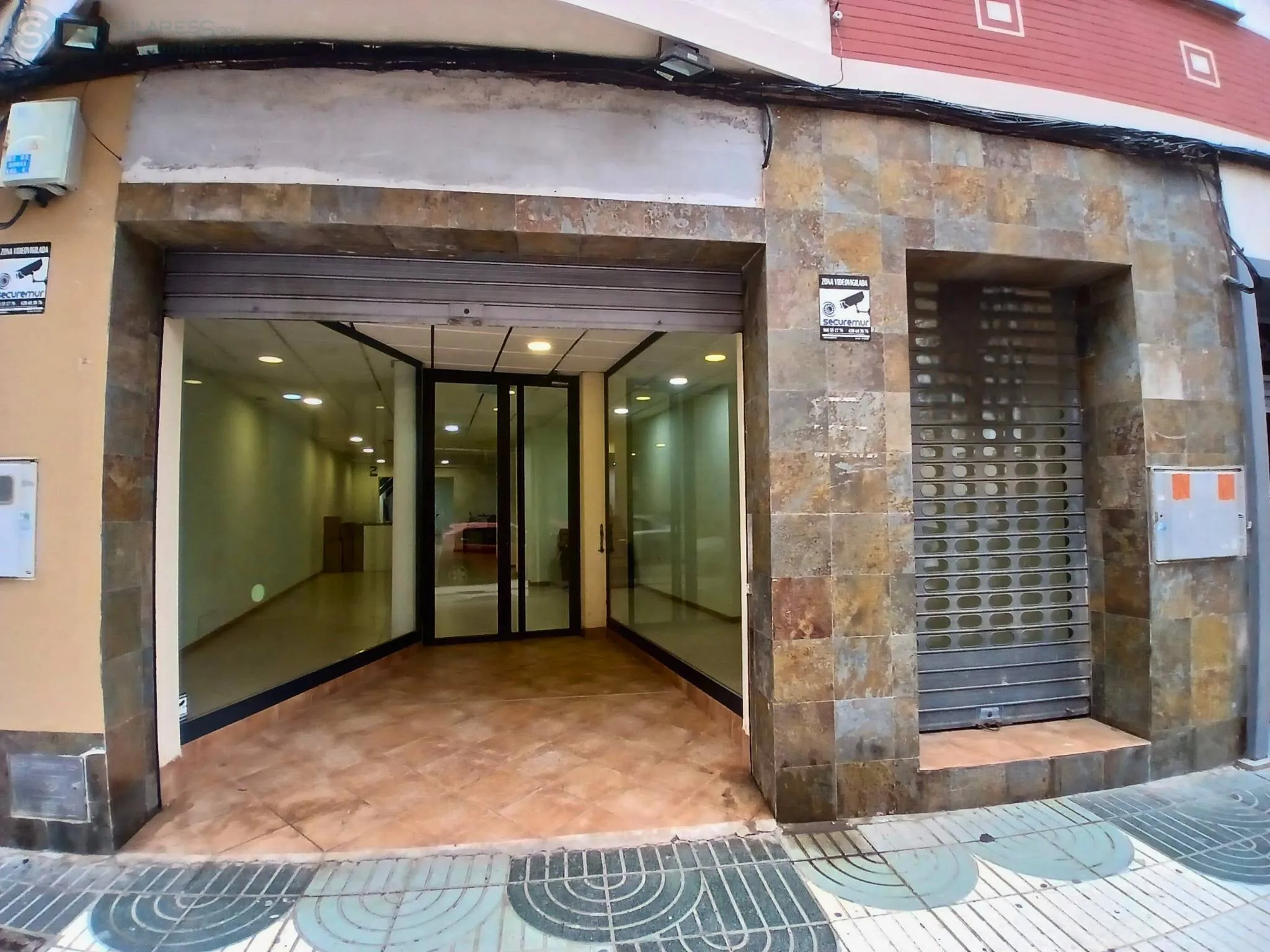 Comprar instalaciones, naves industriales... en Calle JIMENEZ DE LA ESPADA nº 25 en Cartagena