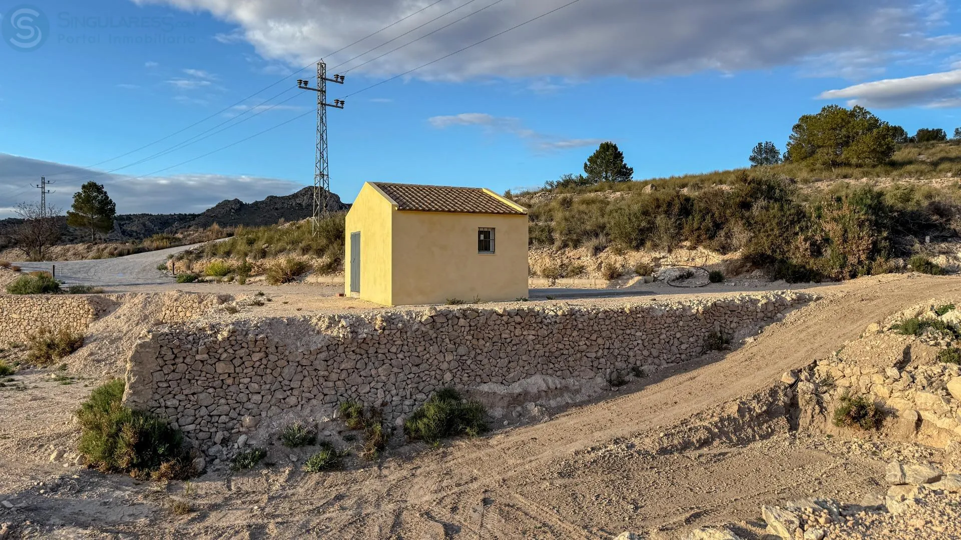Comprar casa de 2043m² en Abarán