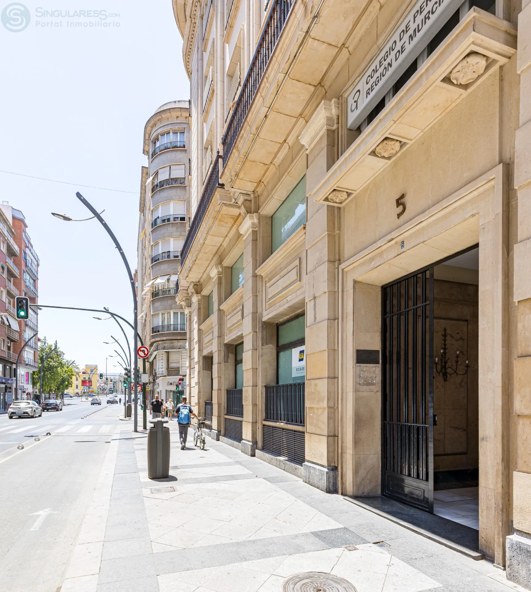Comprar piso de 220m² en Murcia