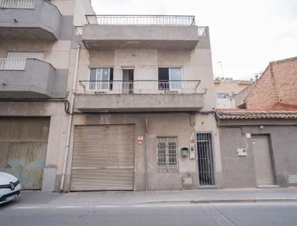 Comprar casa de 258m² en Murcia