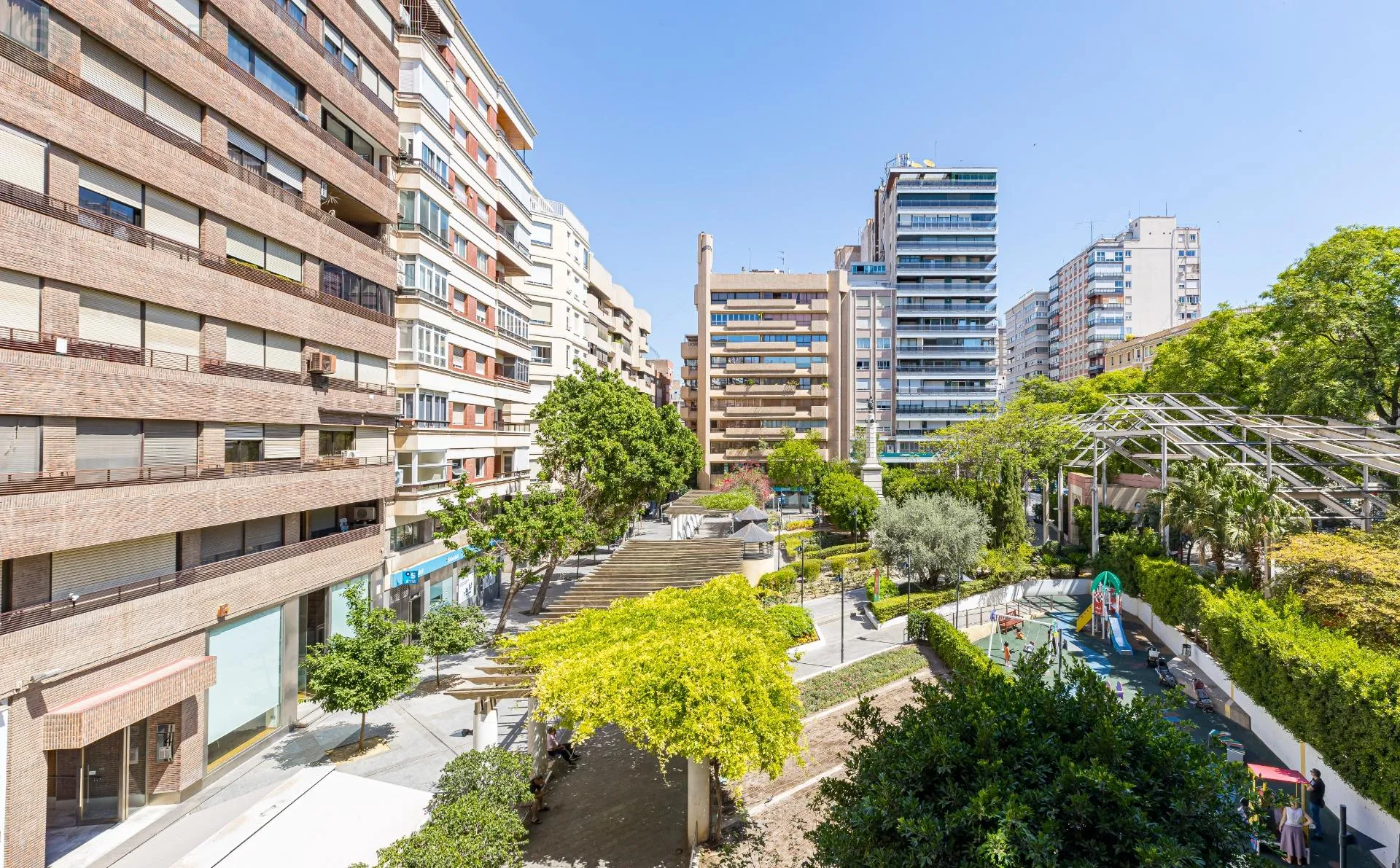 Comprar piso de 173m² en Murcia