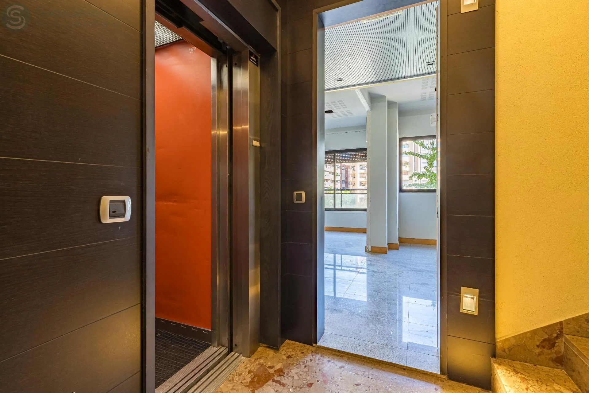 Comprar piso de 173m² en Murcia