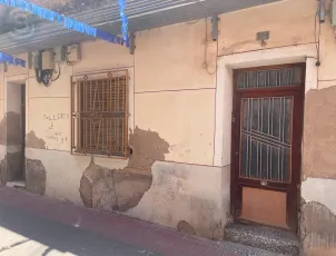 Casa en venta en Beniajan