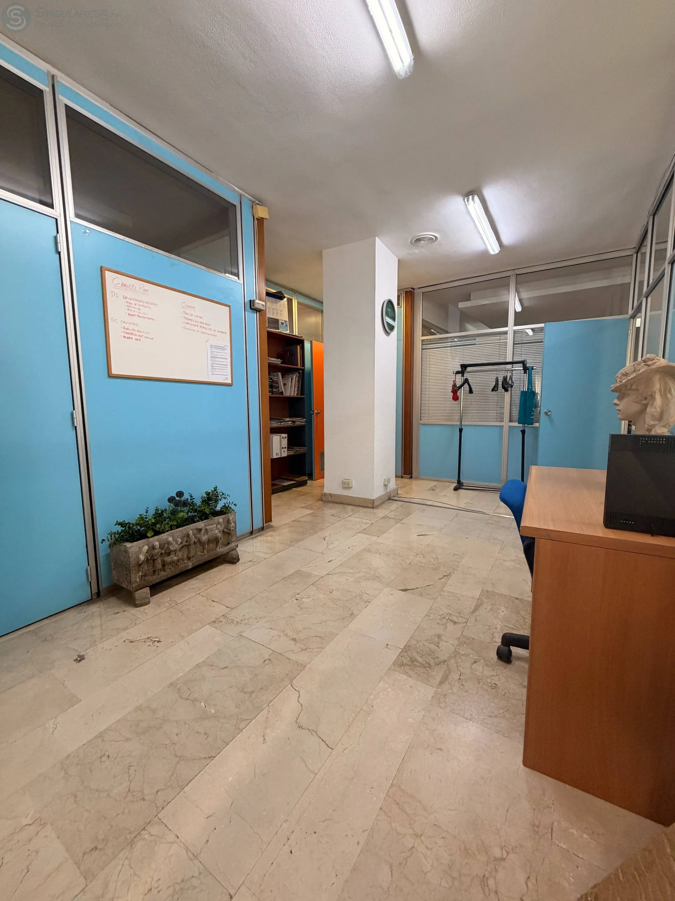 Alquilar oficina de 149m² en Murcia