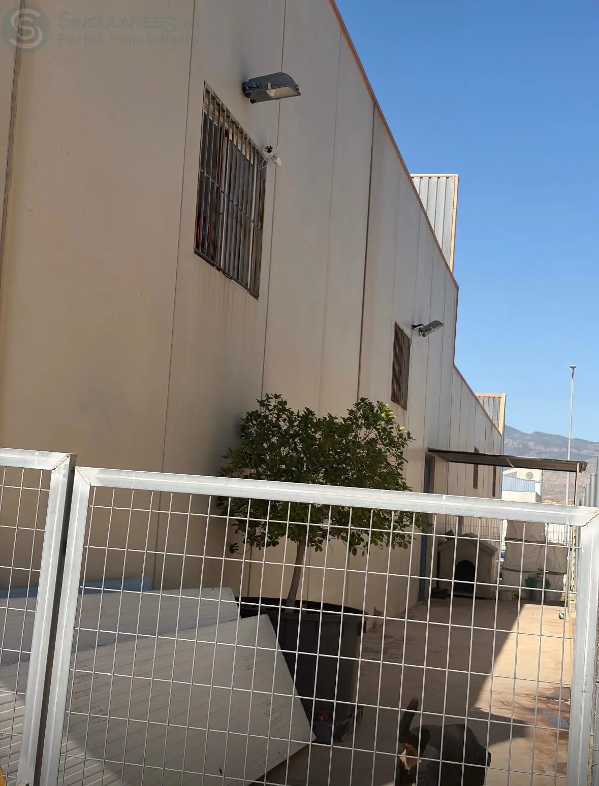 Comprar instalaciones, naves industriales... de 500m² en Ceutí