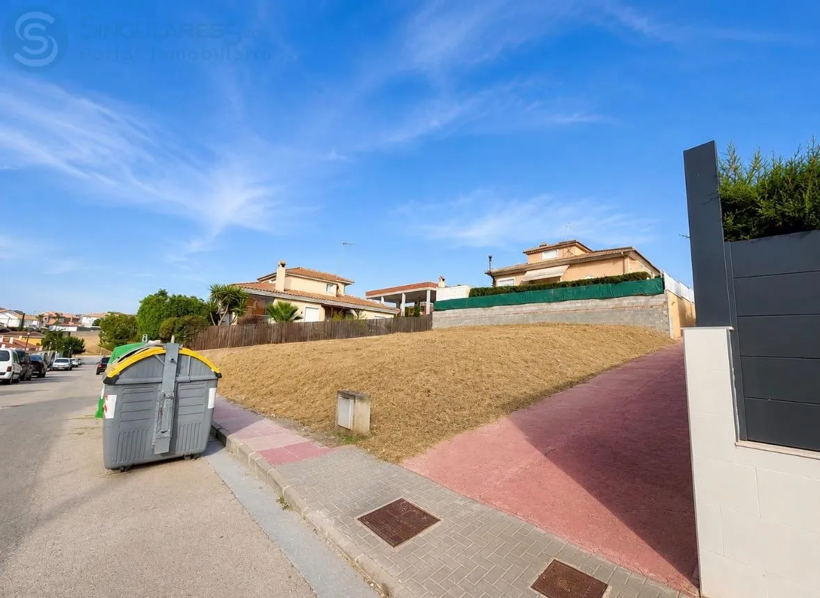Comprar terreno de 459m² en Molina de Segura