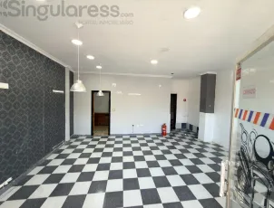 Comprar instalaciones, naves industriales... de 47m² en Cartagena