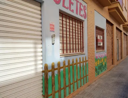 Comprar instalaciones, naves industriales... de 242m² en Murcia