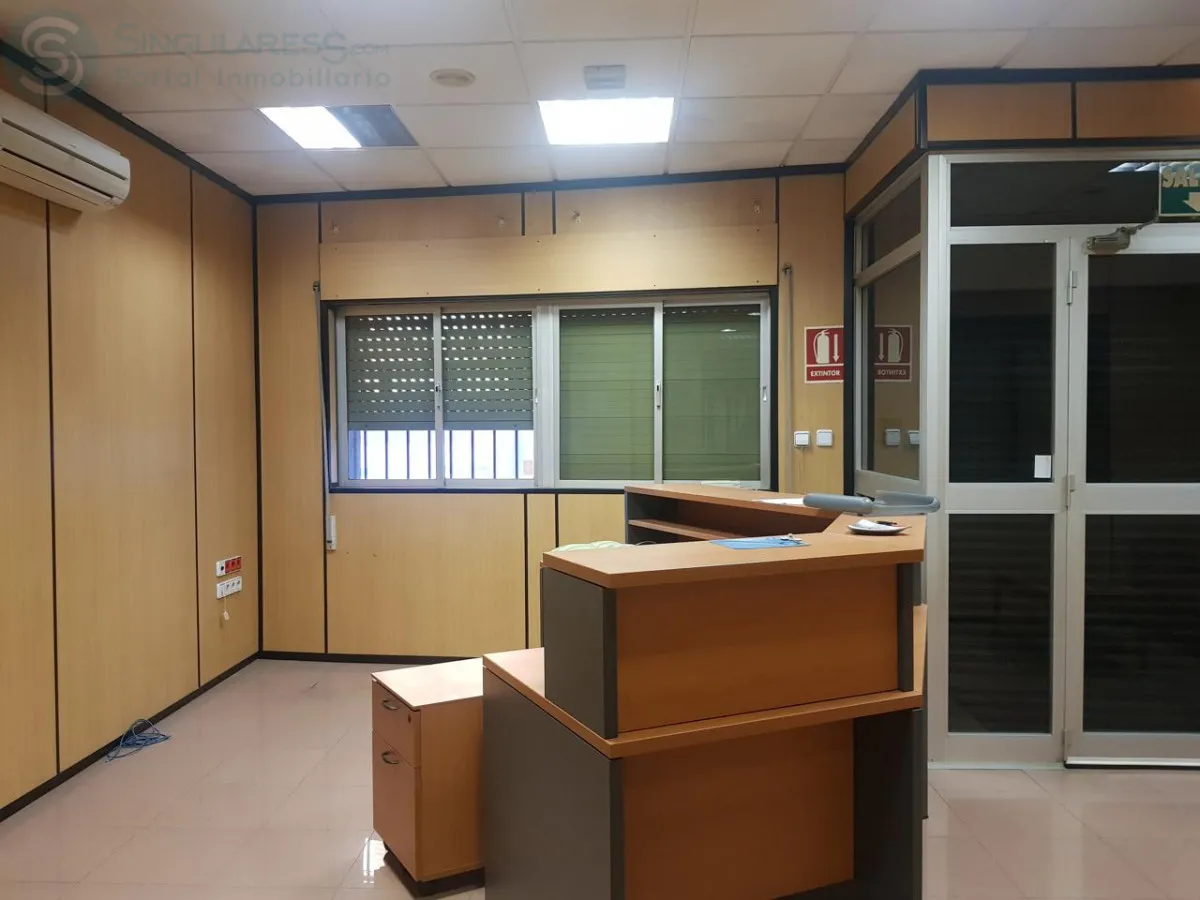 Comprar instalaciones, naves industriales... de 75m² en Murcia