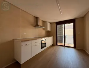 SE VENDE PISO REFORMADO EN EL BARRIO DEL PROGRESO