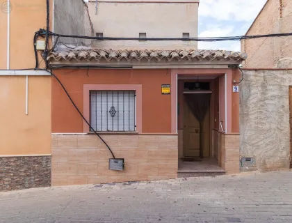 Comprar casa de 70m² en Pliego