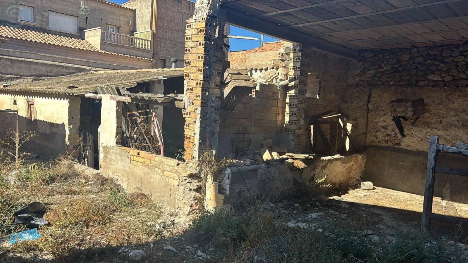 Comprar terreno de 213m² en Pliego