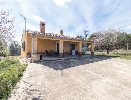 Comprar casa de 50000m² en Mula