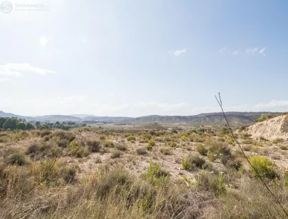 Comprar terreno de 1800m² en Mula