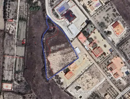 Comprar terreno de 4000m² en Pliego