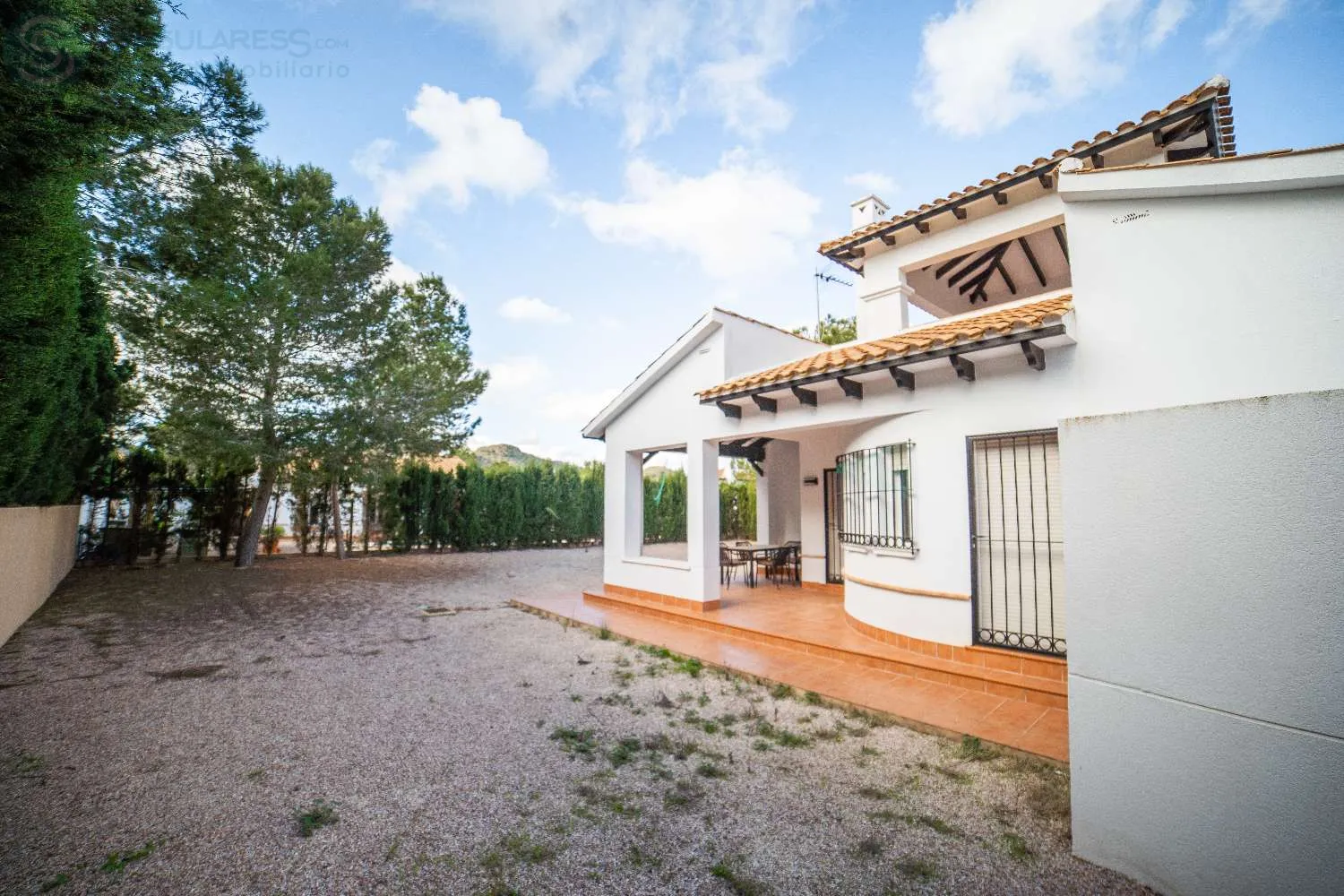 Comprar dúplex de 825m² en Fuente Álamo de Murcia