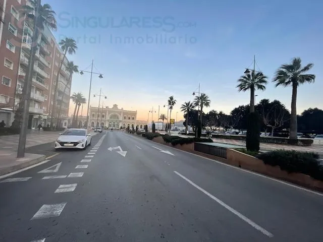 Alquilar garaje de 55m² en Cartagena
