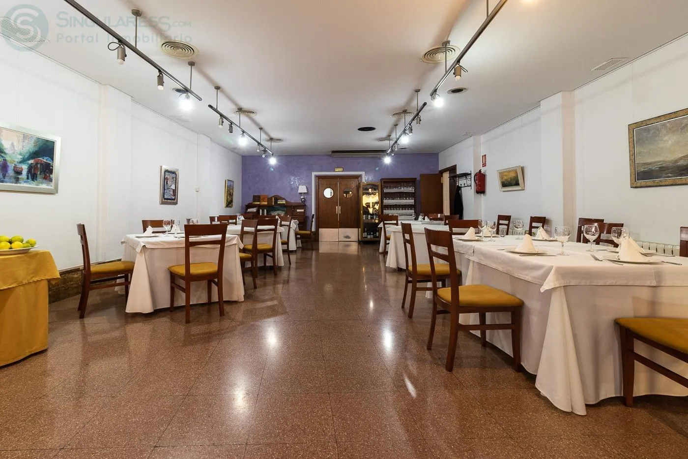 Comprar local de 304m² en Pliego