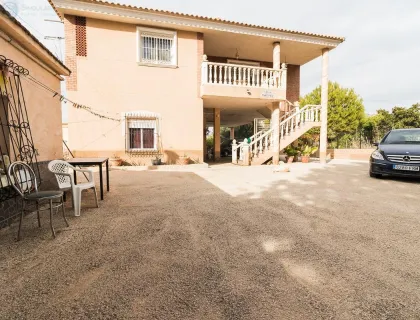 Comprar casa de 369m² en Murcia