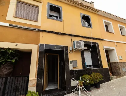 Comprar casa de 213m² en Pliego