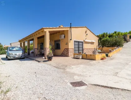Comprar casa de 1934m² en Pliego