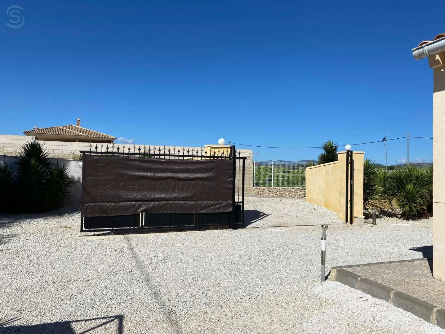 Comprar casa de 890m² en Pliego