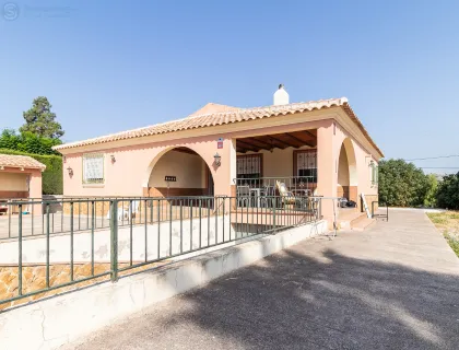 Comprar casa de 2700m² en Mula