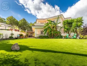 Villa en Alfaz del Pi (Alicante) 