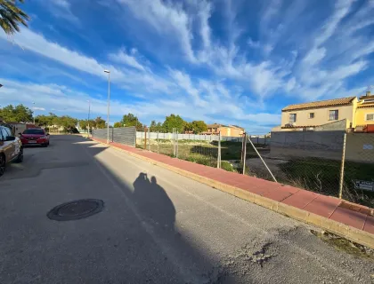 Comprar terreno de 198m² en Molina de Segura