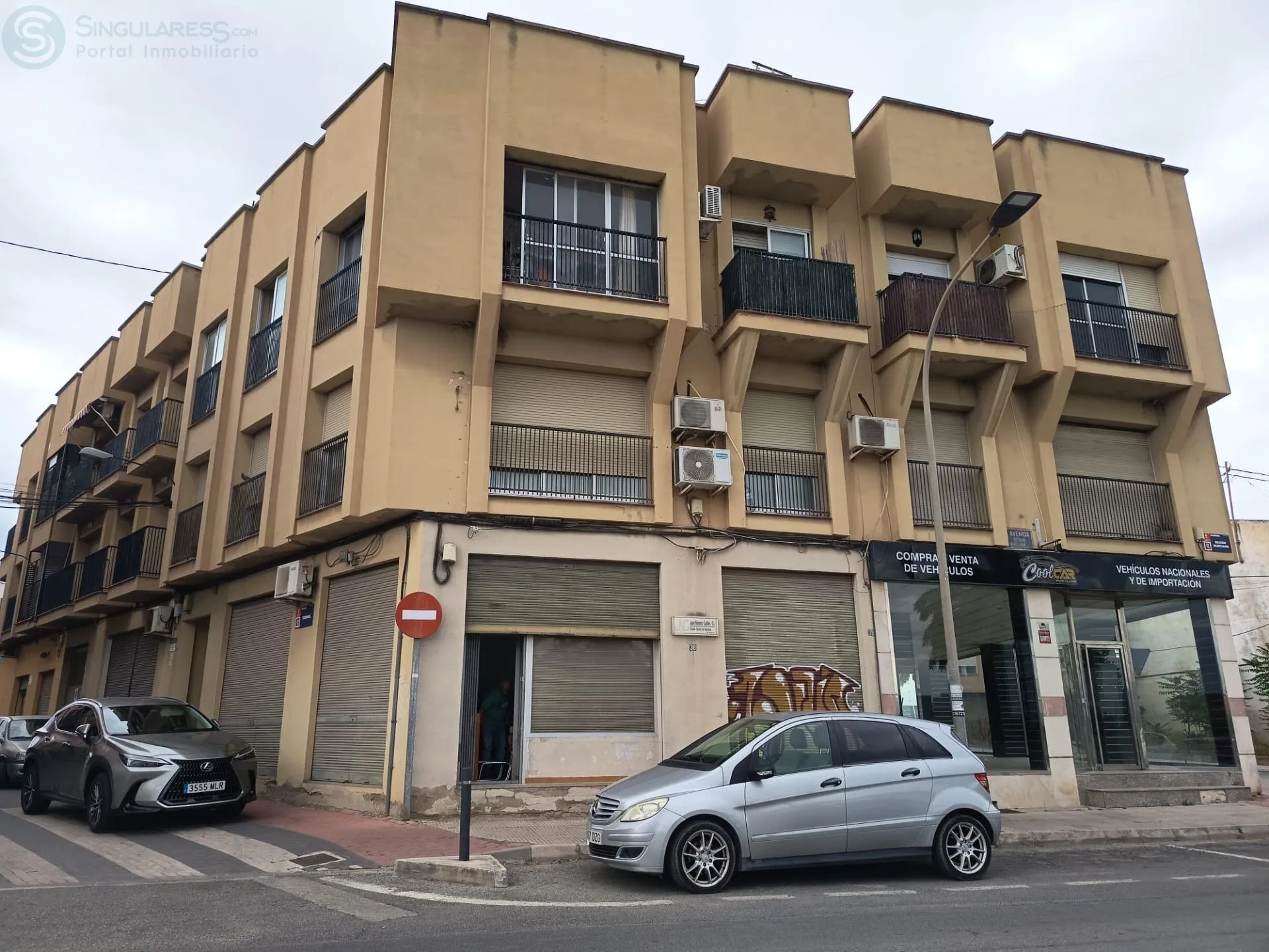 Comprar instalaciones, naves industriales... en Calle De la Región Murciana nº 38 en Murcia