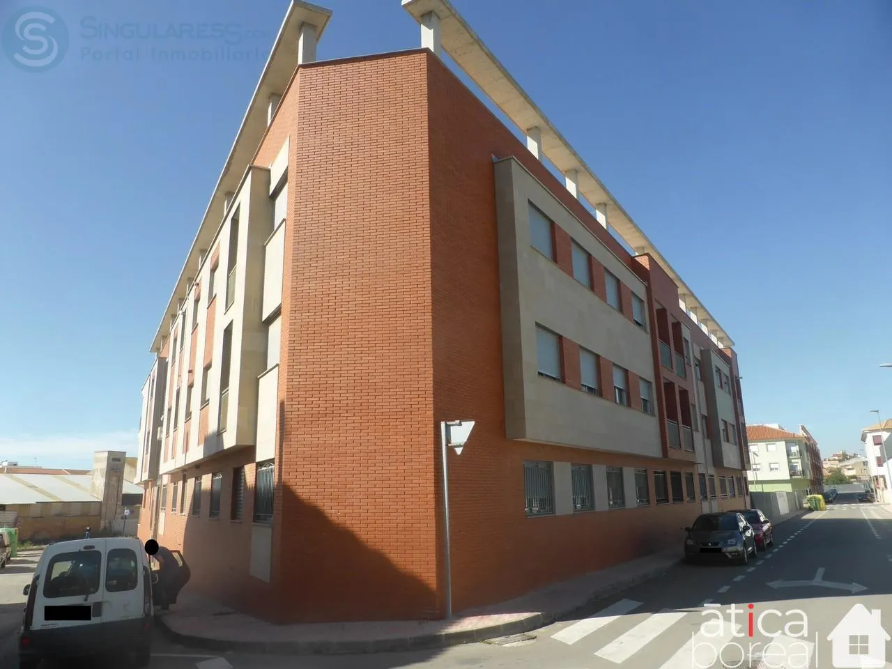 Comprar garaje de 13m² en Alhama de Murcia