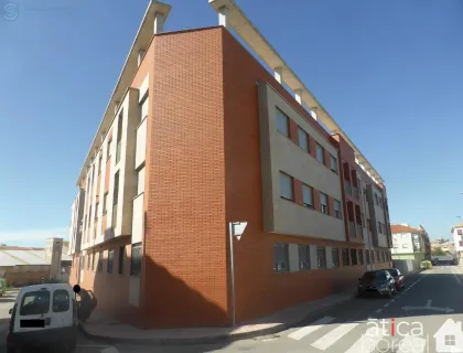 Comprar garaje de 13m² en Alhama de Murcia