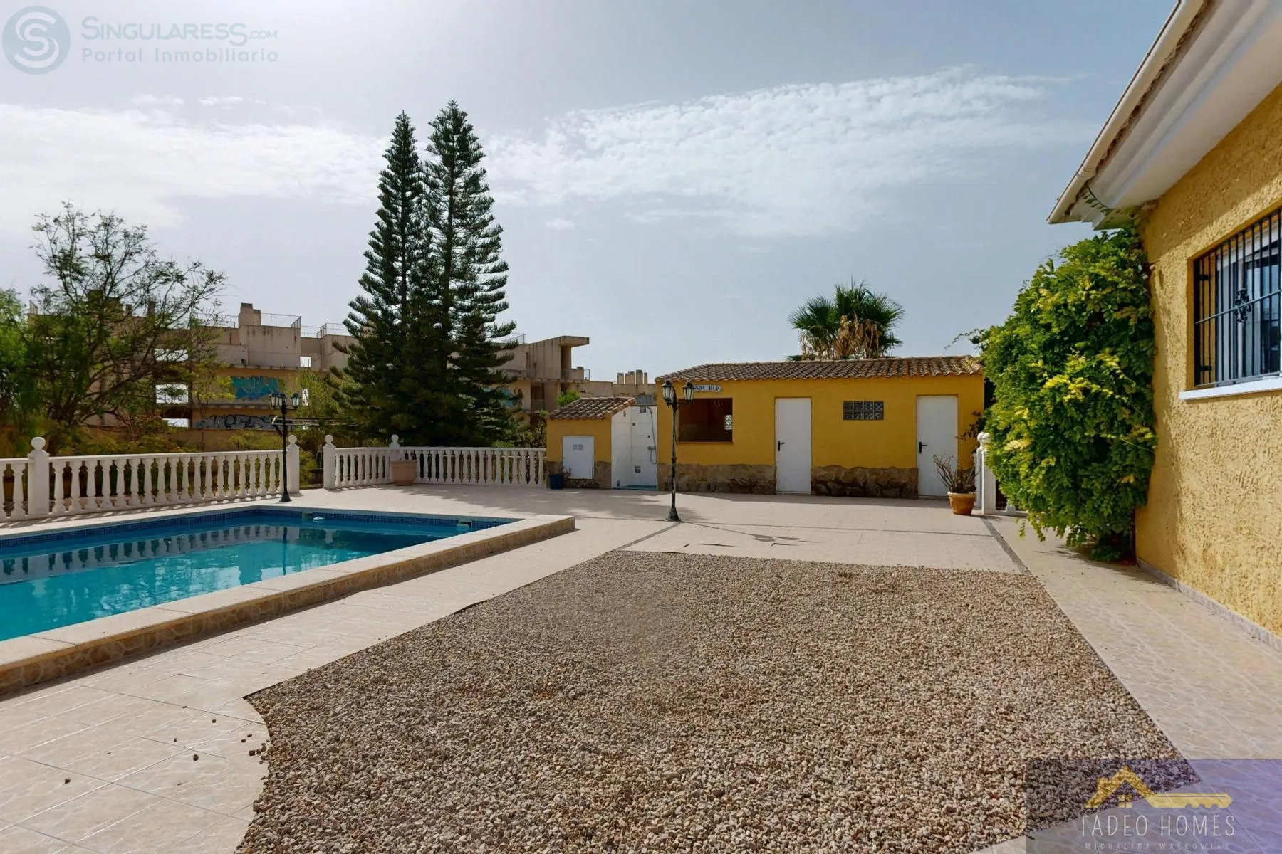 Comprar chalet de 520m² en Murcia