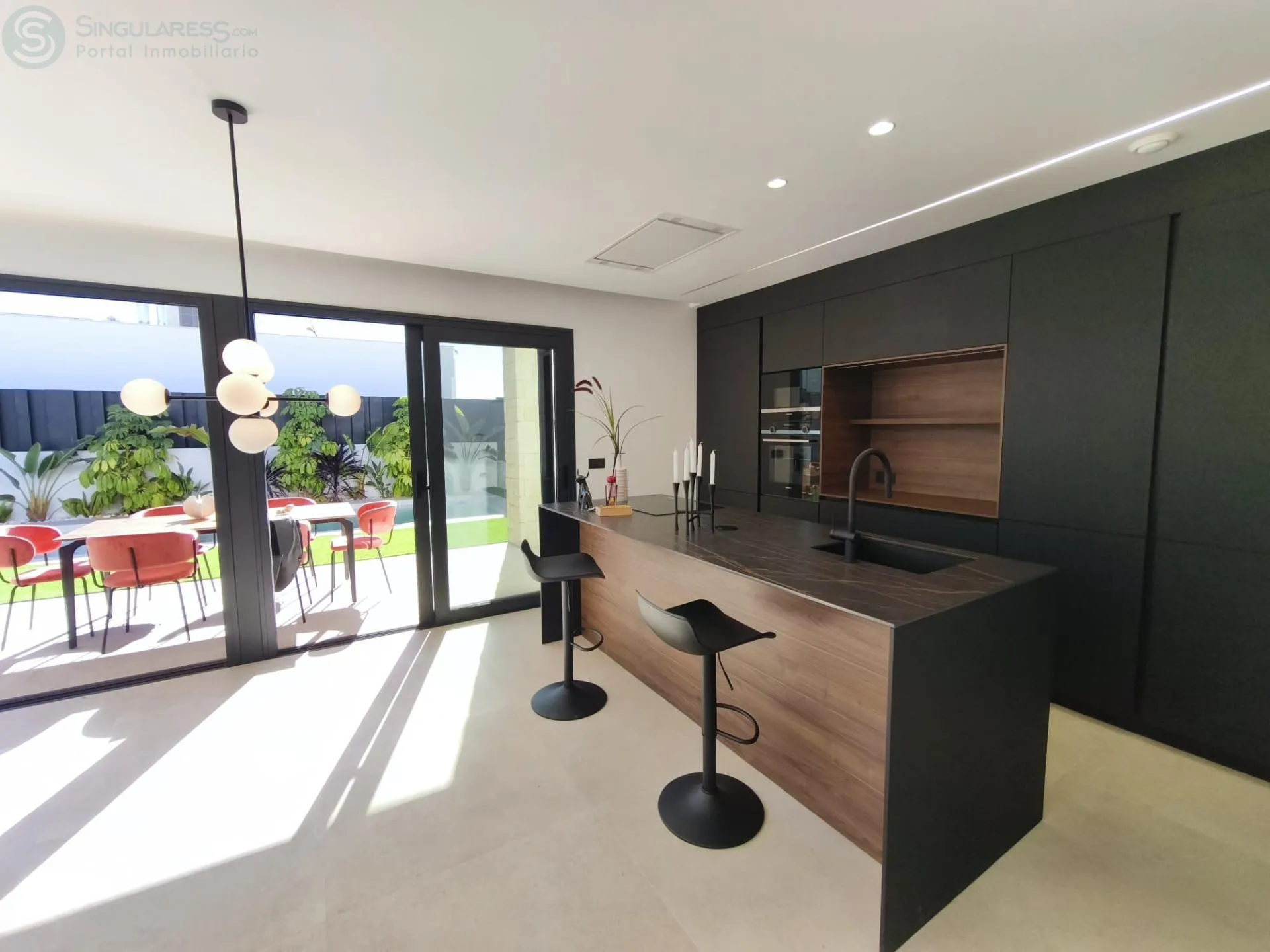 Comprar casa de 328m² en Molina de Segura