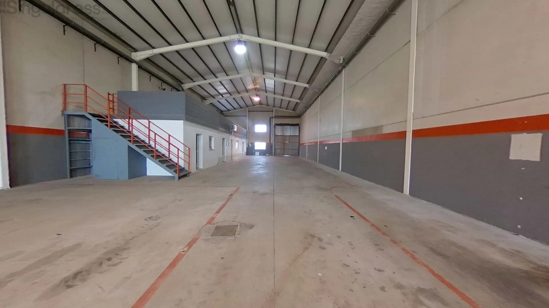 Alquilar instalaciones, naves industriales... de 501m² en Cartagena