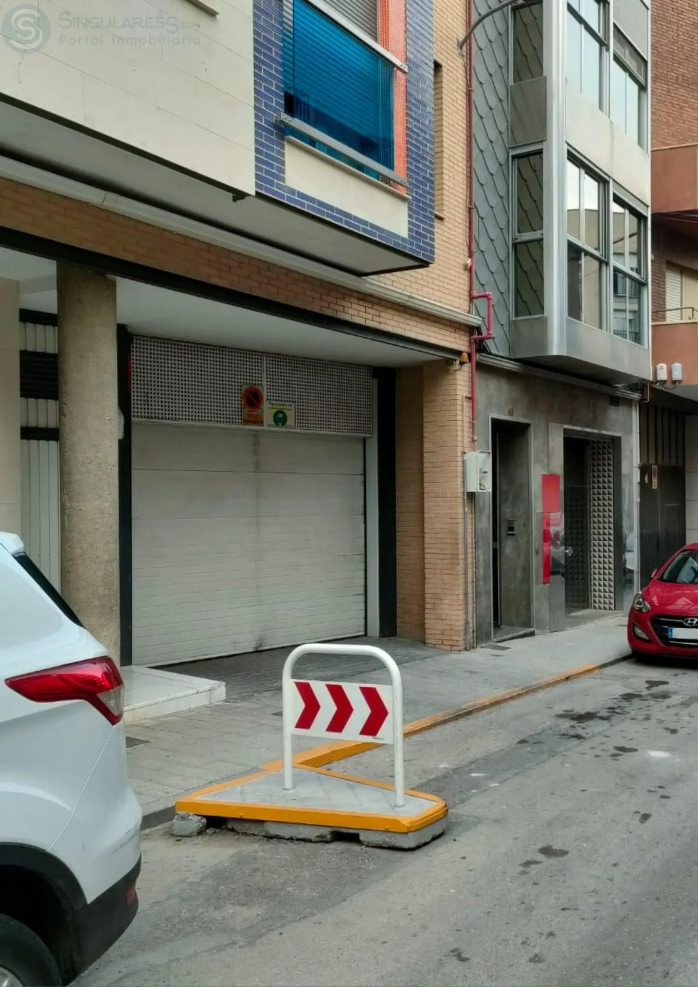 Comprar garaje en Calle Numancia en Cieza