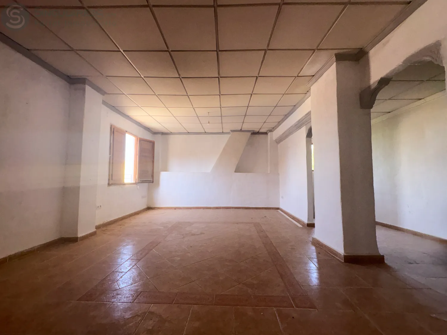 Comprar piso de 300m² en Pliego