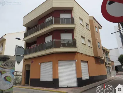 Comprar local de 169m² en Mazarrón