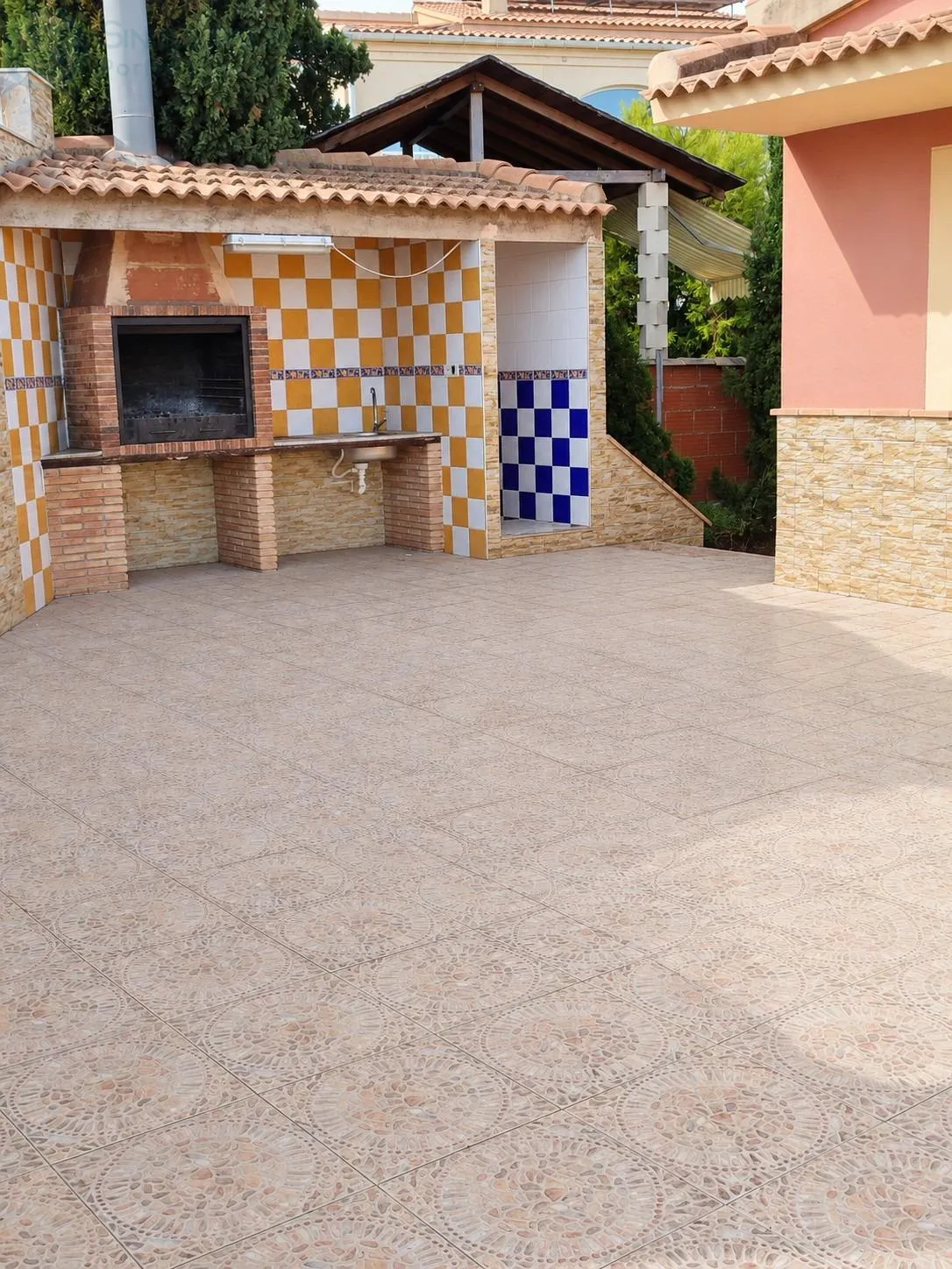 Alquilar casa en Calle Montes de León nº 20 en Cartagena