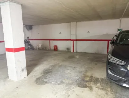 Comprar garaje de 26m² en Cieza