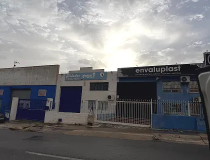 Alquilar instalaciones, naves industriales... de 450m² en Cartagena