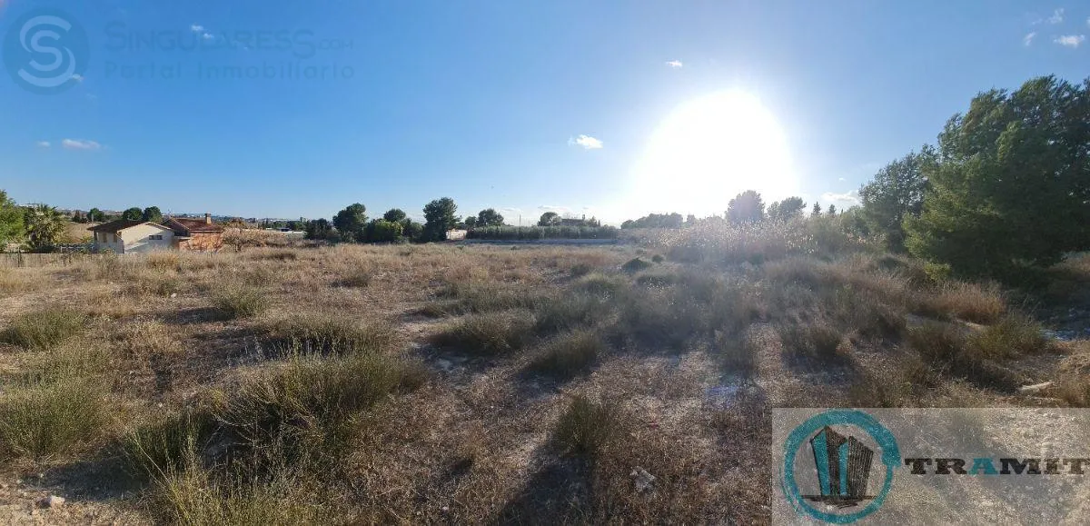 Comprar terreno de 1042m² en Molina de Segura
